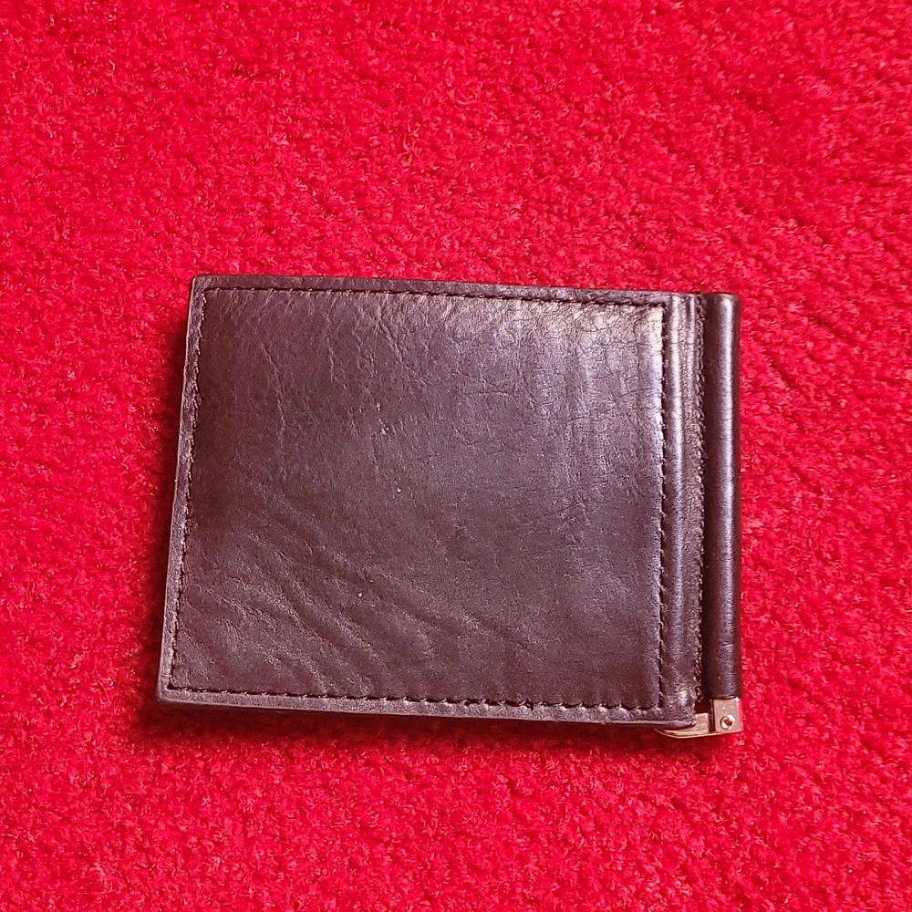 Brand New Neiman Marcus, Men's Leather Cardholder With Money Clip